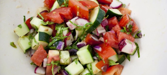 Raw Garden Vegetable Salad Recipe